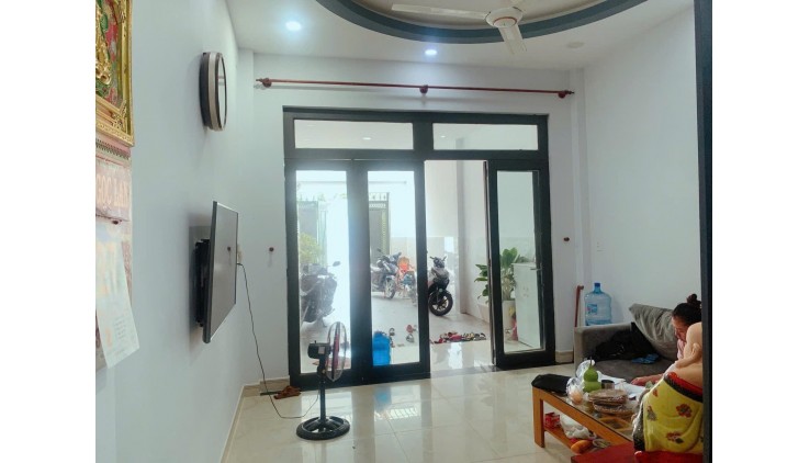 Chỉ 6.6 tỷ TL! 82M²-HẺM XE HƠI-NGAY CO.OPMART GÒ VẤP- Cho thuê 15tr/tháng!